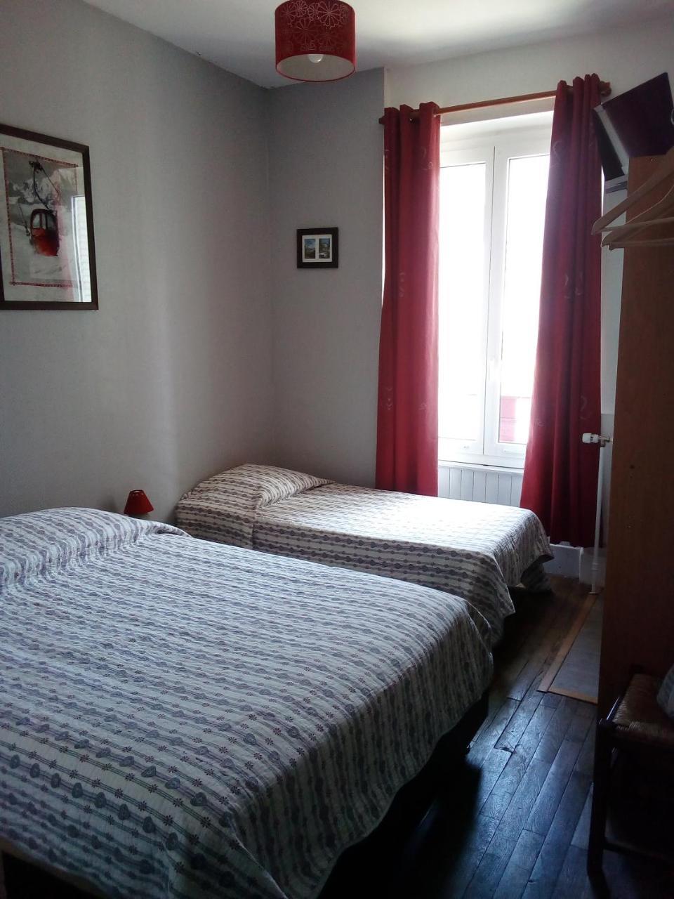 Hotel Les 4 Montagnes 3*